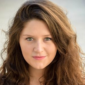 Meet your Posher, Leya